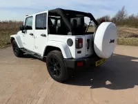 Usado Jeep Wrangler Overland 290 CV (213 kW) 2025 Blanco SUV