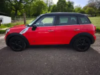 Begagnad Mini Cooper D 2012 Röd Halvkombi
