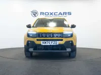 Used Jeep Avenger Summit 100 HP (73 kW) 2025 Yellow SUV
