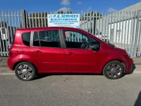 Usado Renault Grand Modus Dynamique 88 HP (64 kW) 2011 Vermelho Monovolume