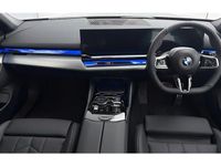 Begagnad BMW 520 M Sport 208 HK (152 kW) 2026 Blå