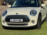 Used Mini Cooper Exclusive 136 HP (100 kW) 2019 White Hatchback