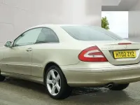 Begagnad Mercedes CLK320 Elegance 215 HK (158 kW) 2002 Guld Sportkupé