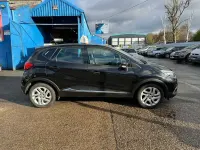 Używany Renault Captur Dynamique 90 KM (66 kW) 2016 Czarny SUV