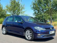 Used VW Golf VII SE 115 HP (84 kW) 2017 Blue Hatchback