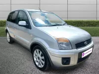 Used Ford Fusion Titanium 90 HP (66 kW) 2010 Silver Hatchback