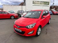 Used Hyundai i20 Active 85 HP (62 kW) 2013 Red Hatchback