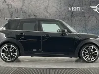 Used Mini Cooper Hatch 136 HP (100 kW) 2022 Black Hatchback