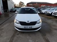 Used Skoda Fabia 75 HP (55 kW) 2017 White Estate