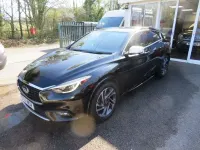 Used Infiniti Q30 Premium 122 HP (89 kW) 2017 Black Hatchback