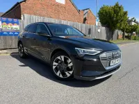 Usado Audi e-tron Advanced 300 kW (408 HP) 2020 Preto SUV