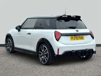 Used Mini Cooper S Hatch 201 HP (147 kW) 2025 White Hatchback