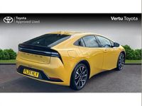 Used Toyota Prius 220 HP (161 kW) 2025 Yellow Hatchback