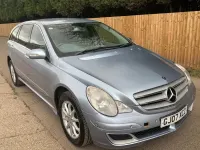 Used Mercedes R320 SE 220 HP (161 kW) 2007 Blue Estate