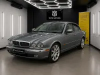 Usado Jaguar XJ8 Sovereign 2006 Cinzento Sedan