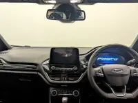 Usado Ford Fiesta ST-Line X 125 HP (91 kW) 2023 Preto Citadino