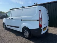 Used Ford Transit Custom 105 HP (77 kW) 2017 White Van