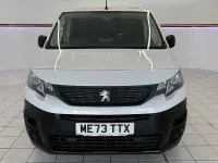 Second-hand Peugeot Partner Premium 131 CP (96 kW) 2024 Alb Monovolum