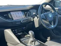 Begagnad Vauxhall Insignia Elite 165 HK (121 kW) 2020 Halvkombi