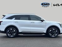 Used Kia Sorento 2025 White pearl SUV