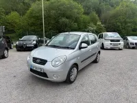 Second-hand Kia Picanto 64 CP (47 kW) 2009 Argintiu Hatchback