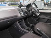 Used Skoda Citigo 55 HP (40 kW) 2018 Tungsten silber Hatchback