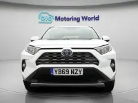 Used Toyota RAV4 Hybrid Design 218 HP (160 kW) 2019 White SUV