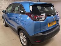 Used Vauxhall Crossland X 81 HP (59 kW) 2018 Blue SUV