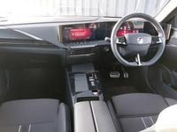 Used Vauxhall Astra 114 kW (156 HP) 2024 Silver Hatchback