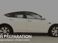 Used Tesla Model Y Long Range AWD 378 kW (514 HP) 2022 White SUV
