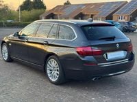 Begagnad BMW 520 Luxury Line 2015 Grå Kombi
