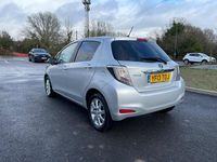 Used Toyota Yaris Hybrid T4 2013 Silver Hatchback