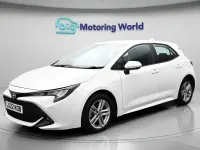 Begagnad Toyota Corolla 122 HK (89 kW) 2022 Vit Halvkombi