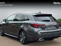 Used Toyota Corolla Design 140 HP (102 kW) 2025 Decuma grey (metallic paint) Estate