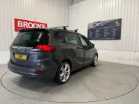 Used Vauxhall Zafira SRi 140 HP (102 kW) 2014 Grey MPV