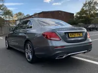 Begagnad Mercedes E220 AMG line 191 HK (140 kW) 2017 Blå Sedan