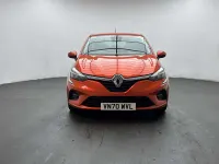 Used Renault Clio Iconic 85 HP (62 kW) 2021 Orange Hatchback