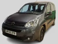 Used Citroën Berlingo Feel 100 HP (73 kW) 2019 Grey MPV