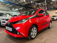 Used Toyota Aygo X-play 69 HP (50 kW) 2016 Red Hatchback