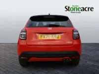 Neu Fiat 600 136 PS (100 kW) 2025 Schwarz Kleinwagen
