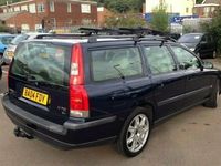 used Volvo V70 2.4