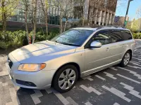 Używany Volvo V70 SE 2007 Srebrny Kombi