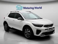 Begagnad Kia Stonic GT-Line 120 HK (88 kW) 2022 Vit SUV
