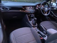 Used Vauxhall Astra SRi 105 HP (77 kW) 2017 Silver Hatchback