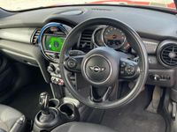 Used Mini Cooper Hatch 134 HP (98 kW) 2018 Red Hatchback