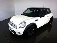 used Mini Cooper D Hatch 1.63d-CHILI PACK-PEPPER WHITE-BLUETOOTH-CLIMATE CONTROL-17"GLOSS BLACK ALLOYS-ROOF AND MIR