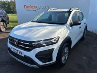 Używany Dacia Sandero Essentiel 2022 Biały Hatchback