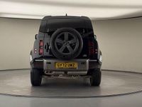 Used Land Rover Defender SE Dynamic 250 HP (183 kW) 2022 Black Estate