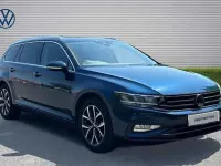 Used VW Passat SEL 150 HP (110 kW) 2023 Aquamarine blue metallic Estate