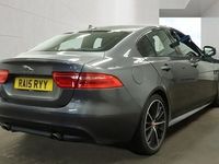 Gebraucht Jaguar XE R-Sport 240 PS (176 kW) 2015 Grau Limousine